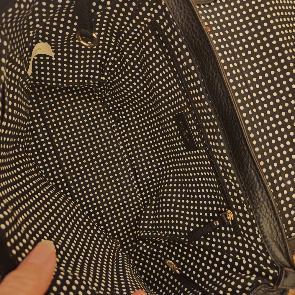 LOW START Kate Spade Leather Crossbody EUC - Picture 6 of 8